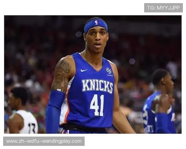 火箭队的球员伍腾资料介绍与场上表现解析