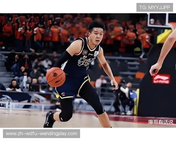 足球厉害的边后卫是否能适应CBA赛场？能力转化探讨